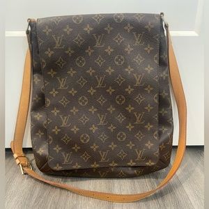 Louis Vuitton crossbody messenger bag
